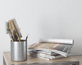 Desk Organizer with Brushes and Magazines Modello 3D